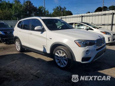 Czwarte zdjęcie samochodu z boku: 2017 BMW X3 SDRIVE28I VIN:5UXWZ7C55H0U45652 - miniatura
