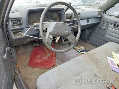 Zdjęcie 8 z 12 samochodu: 1988 TOYOTA PICKUP XTRACAB RN70 DLX VIN:JT4RN70P3J0058104 - miniatura