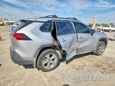 Trzecie zdjęcie samochodu z tyłu: 2025 TOYOTA RAV4 LE VIN:JTMLWRFV5SD355695 - miniatura