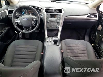 Zdjęcie 8 z 13 samochodu: 2017 FORD FUSION SE VIN:3FA6P0H7XHR359123 - miniatura
