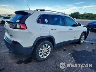 Trzecie zdjęcie samochodu z tyłu: 2019 JEEP CHEROKEE LATITUDE VIN:1C4PJLCBXKD297171 - miniatura
