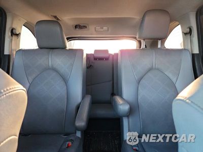 Zdjęcie 10 z 14 samochodu: 2020 TOYOTA HIGHLANDER HYBRID PLATINUM VIN:5TDEBRCH2LS000962 - miniatura