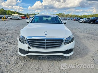 Piąte zdjęcie samochodu w środku: 2017 MERCEDES-BENZ E 300 VIN:WDDZF4JBXHA127203 - miniatura
