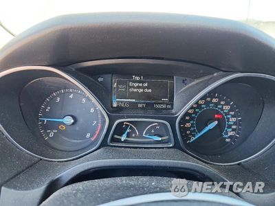 Zdjęcie 9 z 13 samochodu: 2012 FORD FOCUS TITANIUM VIN:1FAHP3N26CL213831 - miniatura