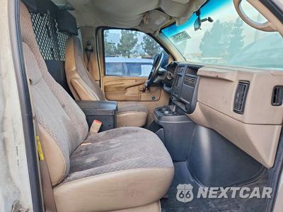 Zdjęcie 11 z 13 samochodu: 2005 CHEVROLET EXPRESS G2500 DELIVERY VAN VIN:1GCGG25V251256975 - miniatura