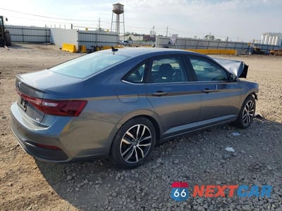 Trzecie zdjęcie samochodu z tyłu: 2026 VOLKSWAGEN JETTA SE VIN:3VW7W7BU8TM013325 - miniatura