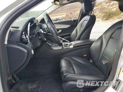 Zdjęcie 7 z 13 samochodu: 2015 MERCEDES-BENZ C 300 4MATIC VIN:55SWF4KB4FU024809 - miniatura