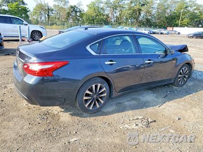 Trzecie zdjęcie samochodu z tyłu: 2018 NISSAN ALTIMA 2.5 SV VIN:1N4AL3AP7JC101681 - miniatura