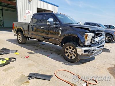 Czwarte zdjęcie samochodu z boku: 2019 FORD F250 SUPER DUTY VIN:1FT7W2BT1KEE62962 - miniatura