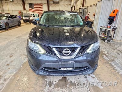 Piąte zdjęcie samochodu w środku: 2017 NISSAN ROGUE SPORT S VIN:JN1BJ1CP7HW027938 - miniatura