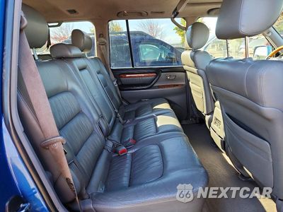 Zdjęcie 11 z 12 samochodu: 2004 LEXUS LX 470 VIN:JTJHT00W143542093 - miniatura
