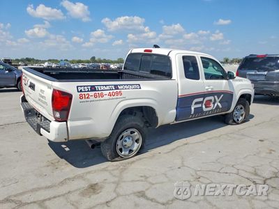 Trzecie zdjęcie samochodu z tyłu: 2021 TOYOTA TACOMA SR VIN:3TYRX5GN6MT025512 - miniatura
