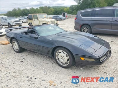 Czwarte zdjęcie samochodu z boku: 2001 CHEVROLET CORVETTE VIN:1G1YY2184H5111475 - miniatura