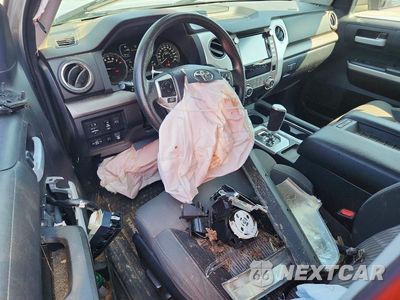 Zdjęcie 8 z 12 samochodu: 2020 TOYOTA TUNDRA SR5 VIN:5TFDY5F1XLX929499 - miniatura