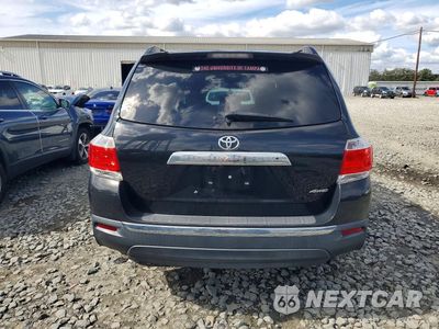 Zdjęcie 6 z 13 samochodu: 2013 TOYOTA HIGHLANDER SE VIN:5TDBK3EH2DS275178 - miniatura
