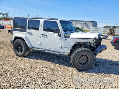 Czwarte zdjęcie samochodu z boku: 2016 JEEP WRANGLER UNLIMITED SAHARA VIN:1C4BJWEG6GL221240 - miniatura
