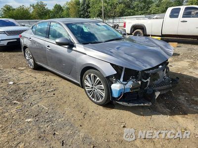 Czwarte zdjęcie samochodu z boku: 2024 NISSAN ALTIMA SL VIN:1N4BL4EW9RN432693 - miniatura