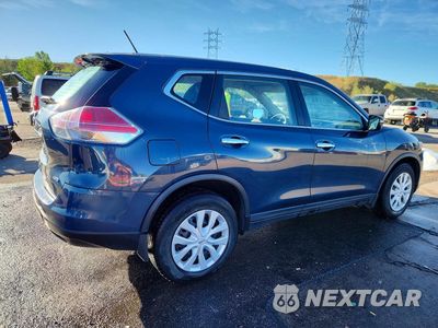Trzecie zdjęcie samochodu z tyłu: 2015 NISSAN ROGUE S VIN:KNMAT2MV0FP590665 - miniatura