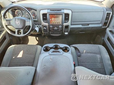 Zdjęcie 8 z 12 samochodu: 2015 RAM 1500 SLT VIN:1C6RR6GGXFS646475 - miniatura