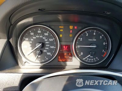 Zdjęcie 9 z 13 samochodu: 2015 BMW X1 SDRIVE28I VIN:WBAVM1C57FV316236 - miniatura