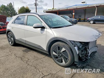 Czwarte zdjęcie samochodu z boku: 2025 HYUNDAI IONIQ 5 SEL VIN:7YAKNDDC1SY011303 - miniatura