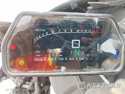 Zdjęcie 7 z 9 samochodu: 2024 YAMAHA YZFR1 VIN:JYARN66Y3RA001235 - miniatura
