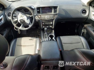 Zdjęcie 8 z 14 samochodu: 2019 NISSAN PATHFINDER SV VIN:5N1DR2MM8KC625386 - miniatura