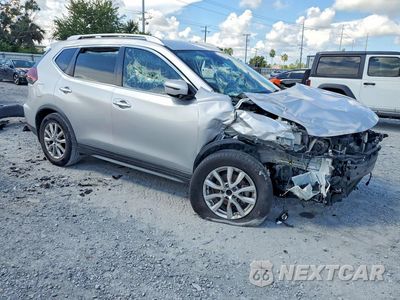 Czwarte zdjęcie samochodu z boku: 2020 NISSAN ROGUE SV VIN:KNMAT2MT4LP536912 - miniatura