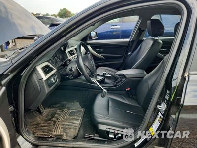 Zdjęcie 7 z 12 samochodu: 2018 BMW 320 XI VIN:WBA8A3C57JA494942 - miniatura