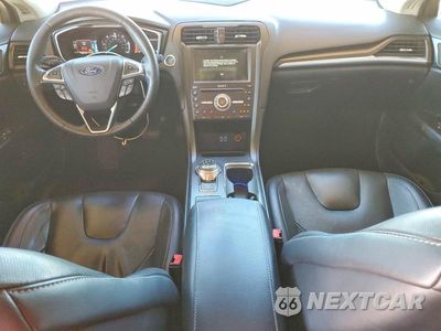 Zdjęcie 8 z 12 samochodu: 2019 FORD FUSION TITANIUM VIN:3FA6P0RU5KR182072 - miniatura