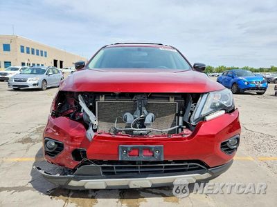 Piąte zdjęcie samochodu w środku: 2019 NISSAN PATHFINDER SV VIN:5N1DR2MM8KC638736 - miniatura