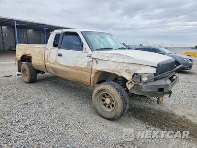Czwarte zdjęcie samochodu z boku: 2002 DODGE RAM 2500 VIN:3B7KF23C82M213710 - miniatura