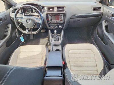 Zdjęcie 8 z 12 samochodu: 2015 VOLKSWAGEN JETTA SE VIN:3VWD17AJ2FM212609 - miniatura