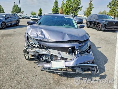 Piąte zdjęcie samochodu w środku: 2019 HONDA CIVIC LX VIN:2HGFC2F67KH556783 - miniatura