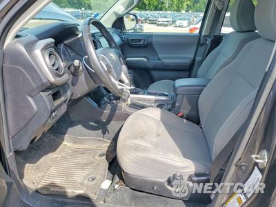 Zdjęcie 7 z 12 samochodu: 2016 TOYOTA TACOMA SR5 V6 VIN:3TMDZ5BN2GM008475 - miniatura