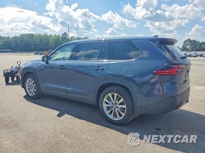 Drugie zdjęcie samochodu z przodu: 2025 TOYOTA GRAND HIGHLANDER PLATINUM VIN:5TDAAAB53SS083052 - miniatura