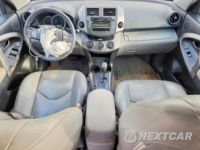 Zdjęcie 8 z 12 samochodu: 2010 TOYOTA RAV4 BASE VIN:JTMZF4DV1AD029391 - miniatura