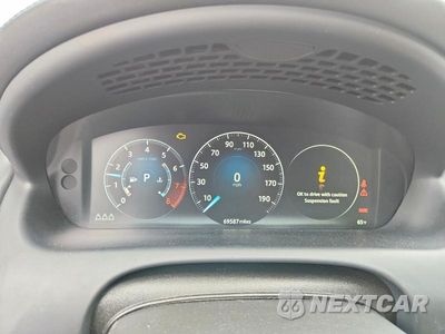 Zdjęcie 9 z 12 samochodu: 2019 JAGUAR XJL PORTFOLIO VIN:SAJWJ2GD8K8W19785 - miniatura