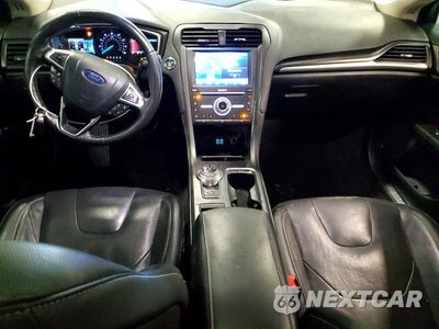 Zdjęcie 8 z 12 samochodu: 2020 FORD FUSION TITANIUM VIN:3FA6P0D99LR116466 - miniatura