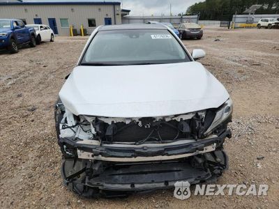 Piąte zdjęcie samochodu w środku: 2019 TOYOTA CAMRY XSE VIN:4T1B61HK3KU753094 - miniatura