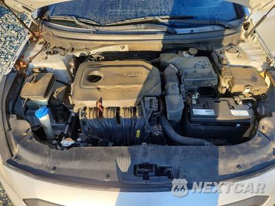 Zdjęcie 11 z 12 samochodu: 2015 HYUNDAI SONATA SPORT VIN:5NPE34AF9FH037065 - miniatura