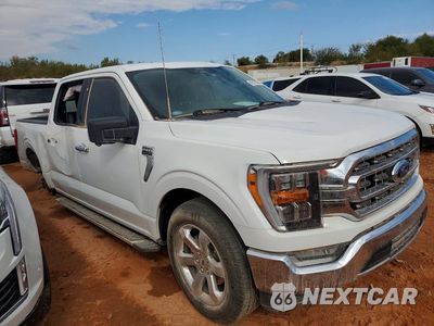 Czwarte zdjęcie samochodu z boku: 2022 FORD F150 SUPERCREW VIN:1FTEW1C50NKE69103 - miniatura