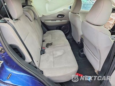 Zdjęcie 11 z 13 samochodu: 2016 HONDA HR-V LX VIN:3CZRU6H33GM752094 - miniatura