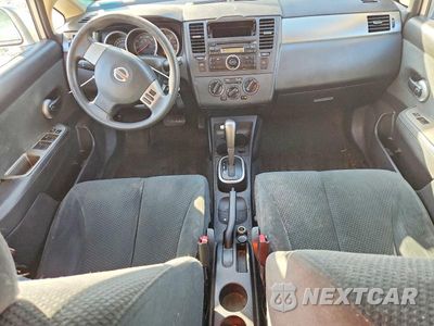 Zdjęcie 8 z 13 samochodu: 2011 NISSAN VERSA 1.8 S VIN:3N1BC1CP5BL507774 - miniatura
