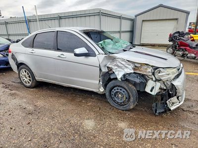 Czwarte zdjęcie samochodu z boku: 2010 FORD FOCUS SEL VIN:1FAHP3HN6AW220280 - miniatura