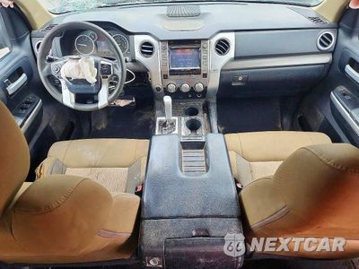 Zdjęcie 8 z 13 samochodu: 2014 TOYOTA TUNDRA SR5 VIN:5TFUW5F12EX344537 - miniatura