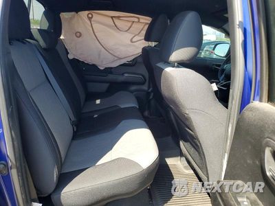 Zdjęcie 10 z 12 samochodu: 2022 TOYOTA TACOMA TRD OFF-ROAD VIN:3TMCZ5AN2NM488253 - miniatura