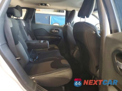 Zdjęcie 10 z 12 samochodu: 2014 JEEP CHEROKEE LATITUDE VIN:1C4PJMCS8EW181577 - miniatura