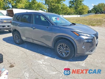 Czwarte zdjęcie samochodu z boku: 2023 NISSAN ROGUE S VIN:5N1BT3AB3PC861470 - miniatura