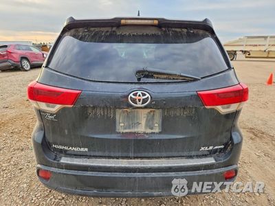 Zdjęcie 6 z 13 samochodu: 2018 TOYOTA HIGHLANDER XLE VIN:5TDJZRFH6JS848474 - miniatura